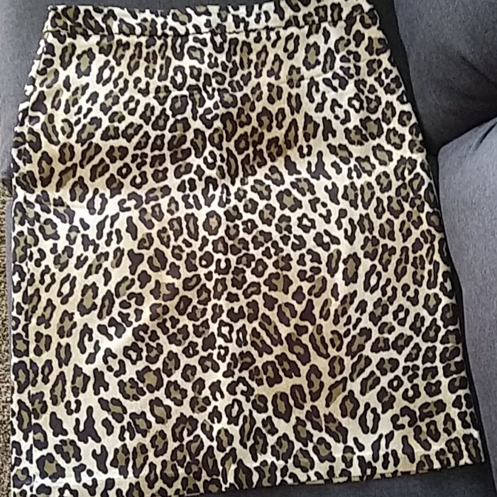 Leopard skirt